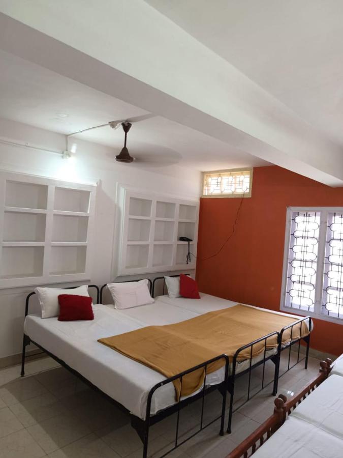 Prathiba Residency Hotel Kollam Exterior photo