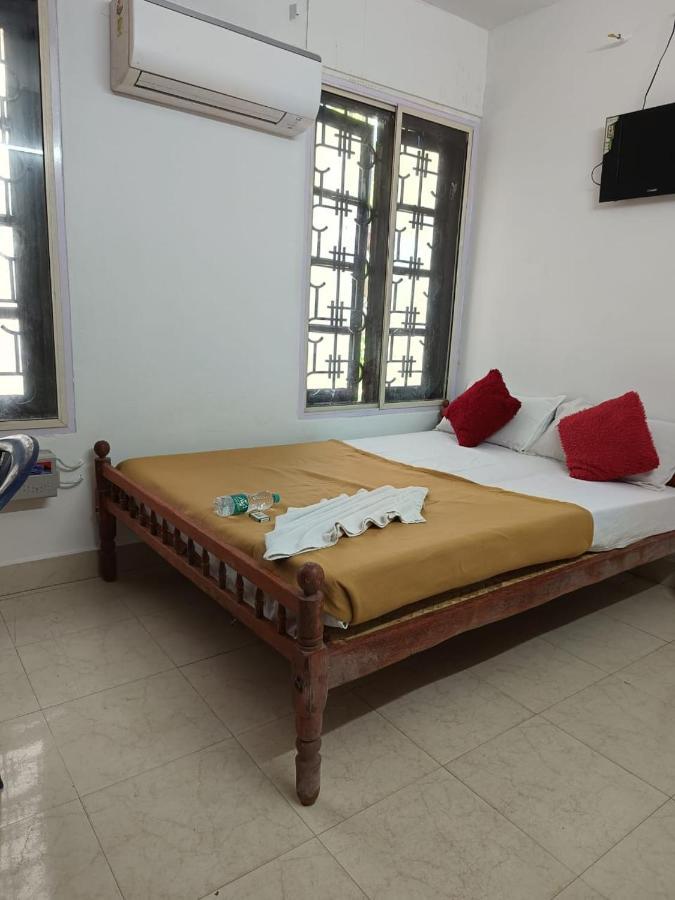 Prathiba Residency Hotel Kollam Exterior photo