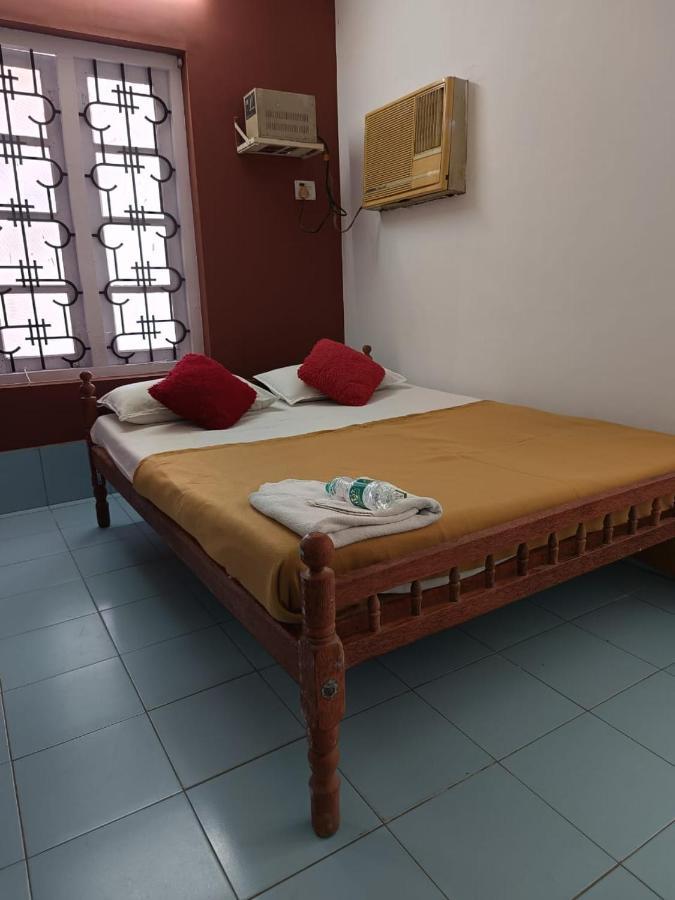 Prathiba Residency Hotel Kollam Exterior photo